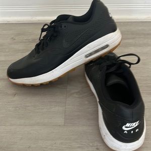 Nike men’s golf shoes